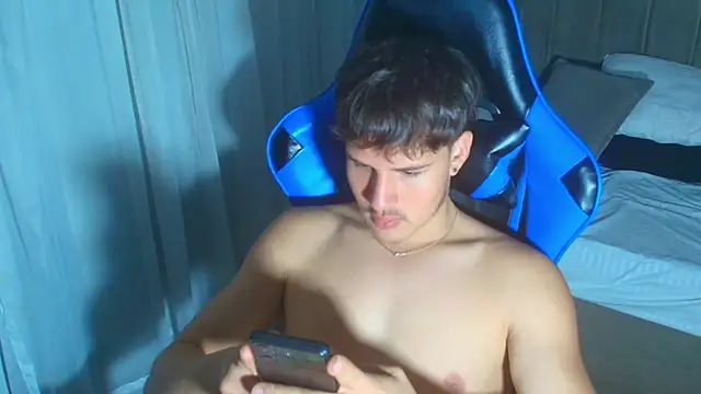 Snapshot of SEXYBOY_VC chatting on 3, 10, 2025 SEXYBOY VC online show from 3, 10, 2025