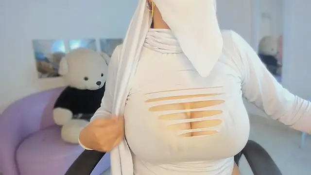 salma isawwii online show from 18, 4, 2026