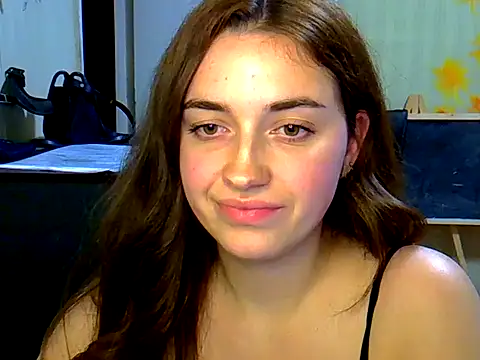 Snapshot of daniella_brun chatting on 19, 10, 2025 daniella brun online show from 19, 10, 2025