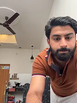 hottestboy03 online show from 13, 3, 2026