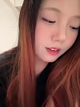 Snapshot of mimi9420 chatting on 3, 6, 2026 mimi9420 online show from 3, 6, 2026