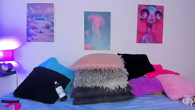 tyra bankss  online show from 28, 11, 2025