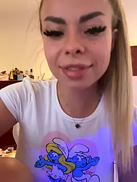 SerraVondeee online show from 5, 10, 2025