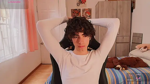Nude Boy18 online show from 5, 5, 2026