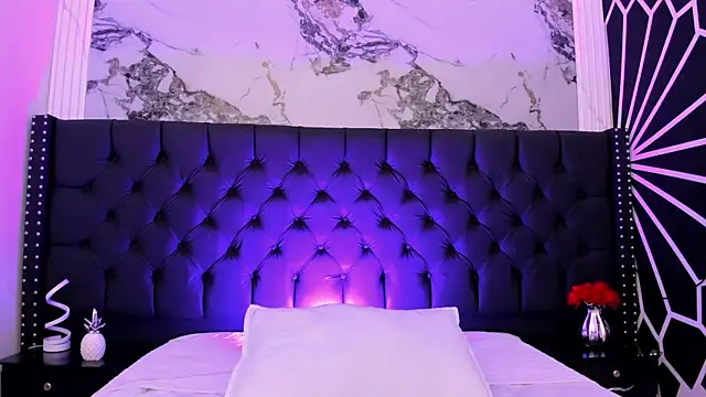 CarlySommers online show from 4, 4, 2026