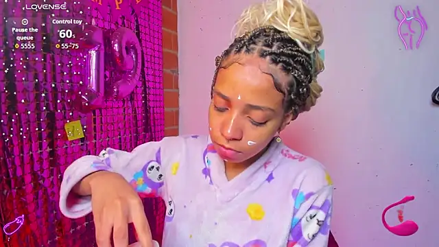 Snapshot of yumi_hanna chatting on 29, 9, 2025 yumi hanna online show from 29, 9, 2025