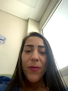 Snapshot of lucioliveira chatting on 15, 10, 2025 lucioliveira online show from 15, 10, 2025