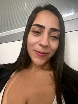 Snapshot of lucioliveira chatting on 19, 10, 2025 lucioliveira online show from 19, 10, 2025