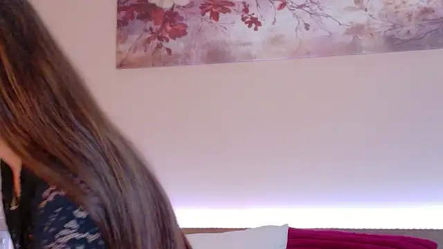 Sienna Voss online show from 8, 5, 2026
