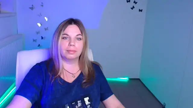 Snapshot of Jessica_Amore chatting on 3, 10, 2025 Jessica Amore online show from 3, 10, 2025