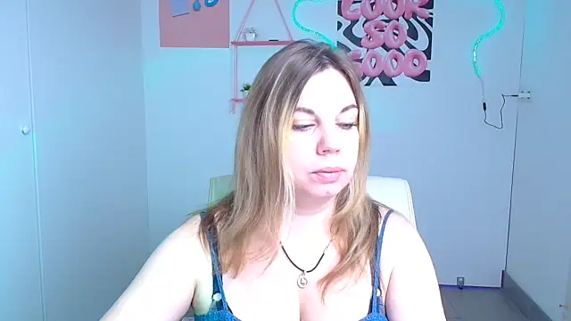 Snapshot of Jessica_Amore chatting on 11, 10, 2025 Jessica Amore online show from 11, 10, 2025