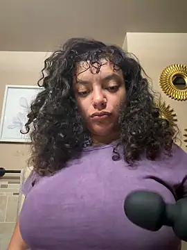 Snapshot of allybluee777 chatting on 4, 3, 2026 allybluee777 online show from 4, 3, 2026