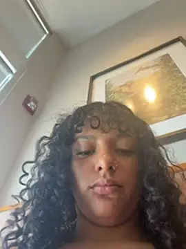 Snapshot of allybluee777 chatting on 24, 3, 2026 allybluee777 online show from 24, 3, 2026