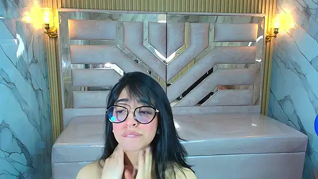 zoe r  online show from 10, 10, 2025