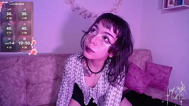 Snapshot of dark__nymph chatting on 26, 11, 2025 dark nymph online show from 26, 11, 2025