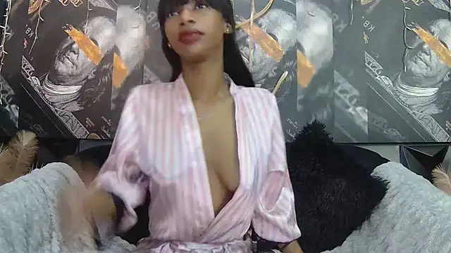 Lilmisbaddyxxx online show from 10, 4, 2026