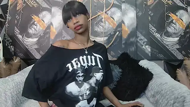 Lilmisbaddyxxx online show from 30, 4, 2026