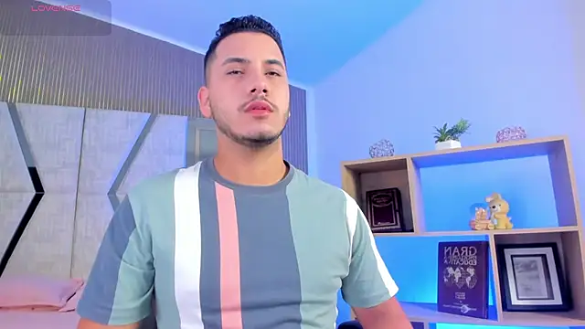 Snapshot of Axel_grey_ chatting on 1, 4, 2026 Axel grey online show from 1, 4, 2026