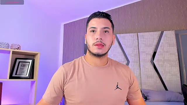 Snapshot of Axel_grey_ chatting on 12, 4, 2026 Axel grey online show from 12, 4, 2026