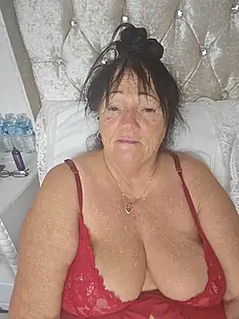 Angeldelightt online show from 5, 11, 2025