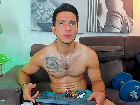 jamesmg  online show from 9, 9, 2025