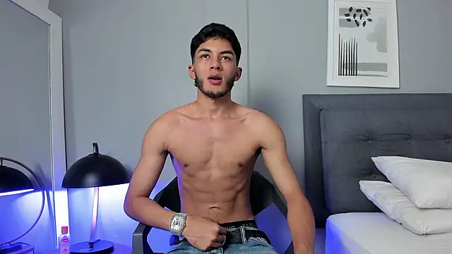 Tylerffoxx online show from 15, 3, 2026