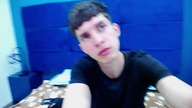 Snapshot of Jheampiiero chatting on 20, 9, 2025 Jheampiiero online show from 20, 9, 2025