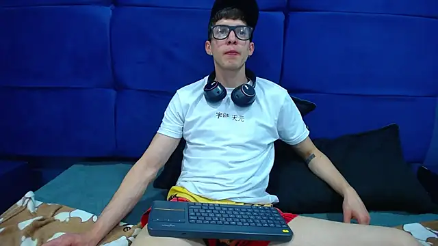 Snapshot of Jheampiiero chatting on 26, 9, 2025 Jheampiiero online show from 26, 9, 2025