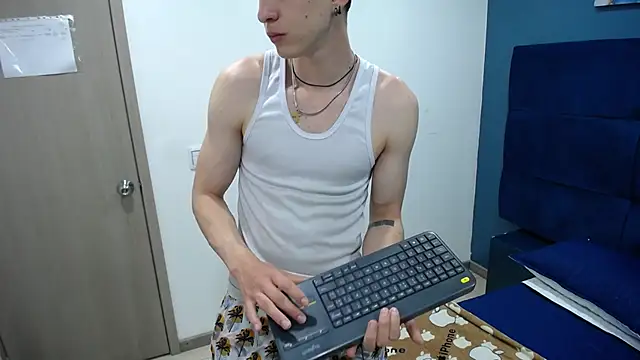 Snapshot of Jheampiiero chatting on 17, 10, 2025 Jheampiiero online show from 17, 10, 2025