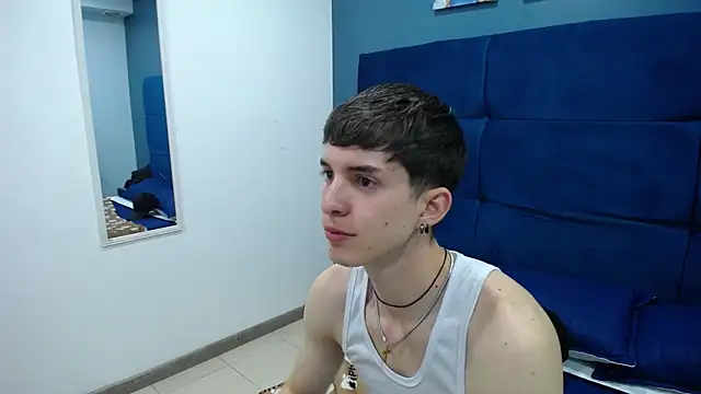 Snapshot of Jheampiiero chatting on 18, 10, 2025 Jheampiiero online show from 18, 10, 2025