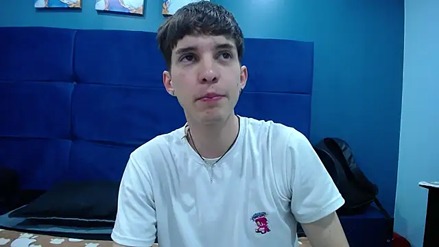 Snapshot of Jheampiiero chatting on 21, 10, 2025 Jheampiiero online show from 21, 10, 2025