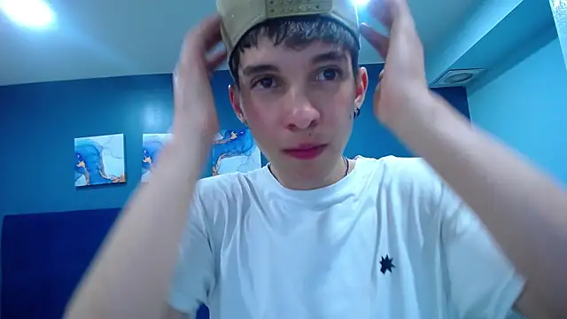 Snapshot of Jheampiiero chatting on 22, 10, 2025 Jheampiiero online show from 22, 10, 2025