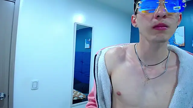 Snapshot of Jheampiiero chatting on 23, 10, 2025 Jheampiiero online show from 23, 10, 2025