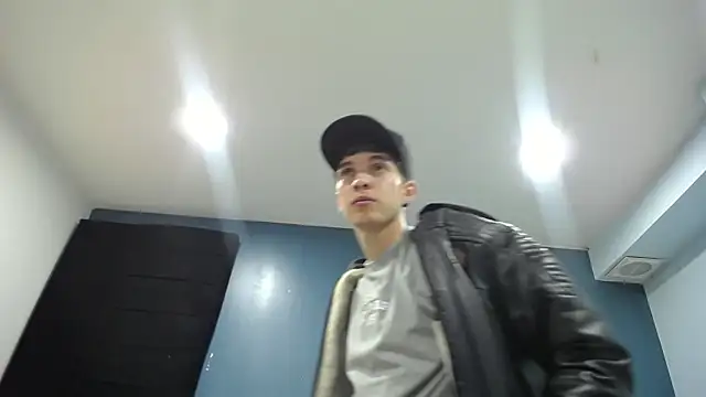 Snapshot of Jheampiiero chatting on 25, 10, 2025 Jheampiiero online show from 25, 10, 2025