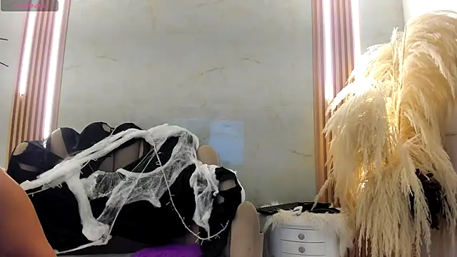 lanarios online show from 24, 10, 2025