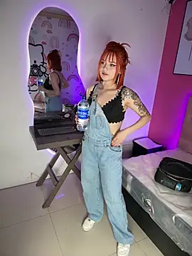 Snapshot of Alysson_LS chatting on 30, 9, 2025 Alysson LS online show from 30, 9, 2025