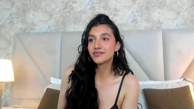 Snapshot of ValentiinaCruz chatting on 23, 10, 2025 ValentiinaCruz online show from 23, 10, 2025