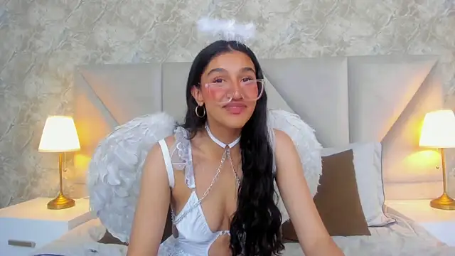 Snapshot of ValentiinaCruz chatting on 30, 10, 2025 ValentiinaCruz online show from 30, 10, 2025