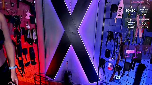 VictoryaLiah BDSM online show from 23, 5, 2026