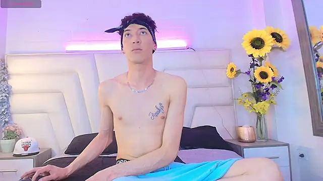 Ashton Myers online show from 13, 11, 2025