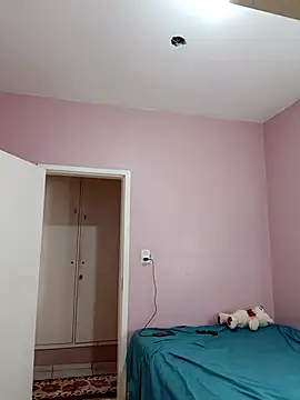 Snapshot of _SexyPetite_ chatting on 18, 9, 2025  SexyPetite  online show from 18, 9, 2025