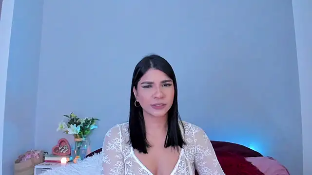 Laura-angeel online show from 25, 11, 2025