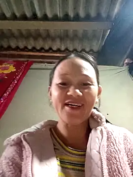 Snapshot of MaiHoa69 chatting on 25, 10, 2025 MaiHoa69 online show from 25, 10, 2025