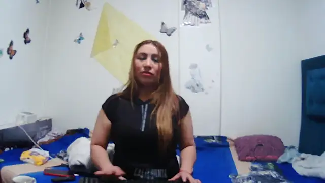 Snapshot of AddyStuart_ chatting on 24, 6, 2026 AddyStuart online show from 24, 6, 2026