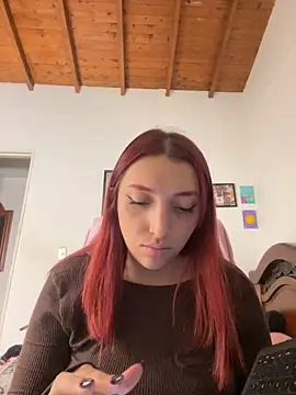 Snapshot of Paulina-Wells chatting on 3, 12, 2025 Paulina-Wells online show from 3, 12, 2025