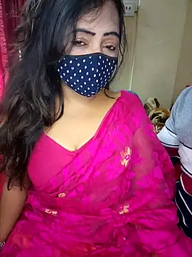 Snapshot of Hotbhabi305 chatting on 3, 12, 2025 Hotbhabi305 online show from 3, 12, 2025