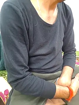 Delhi Couple BlowjobFuck online show from 18, 12, 2025