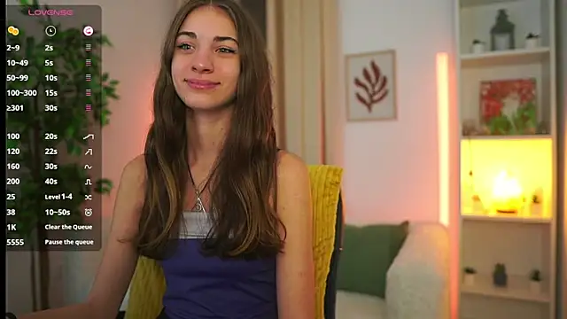 Snapshot of Sophie__Nice chatting on 15, 10, 2025 Sophie  Nice online show from 15, 10, 2025