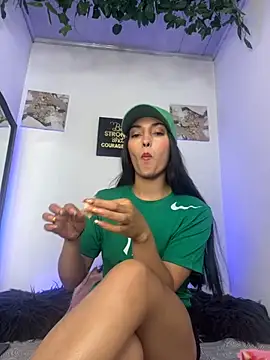 Snapshot of fetish_foot_ chatting on 6, 10, 2025 fetish foot  online show from 6, 10, 2025