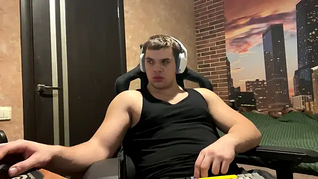 Snapshot of MusclePhantom chatting on 6, 3, 2026 MusclePhantom online show from 6, 3, 2026